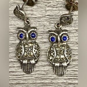 Vintage Unmarked sterling silver owl earrings marcasite and lapis eyes Jewelry